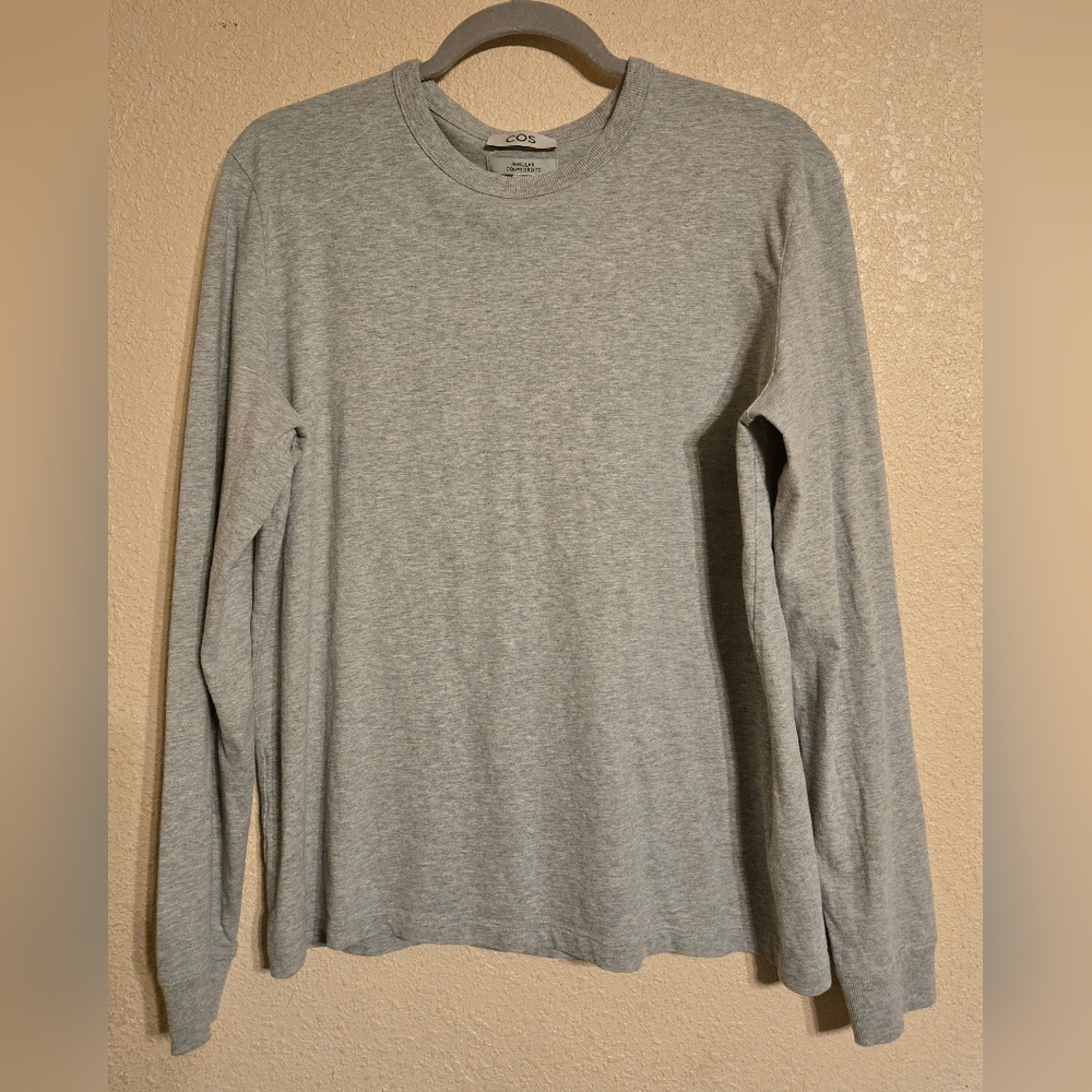COS Light Gray Long Sleeve Tee